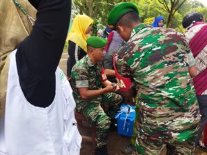 Cegah Stunting Sejak Dini, Anggota Koramil 04 / Bintang Dampingi Tenaga Kesehatan