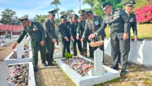 HUT TNI Ke-78, Kodim 0119/BM Laksanakan Ziarah Gabungan Ke TMP