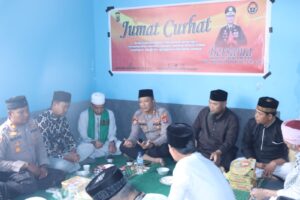 Kapolres Bener Meriah Gelar Jumat Curhat Di Masjid Al – Falah, Kecamatan Bandar, Kabupaten Bener Meriah