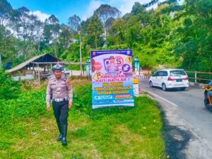 Satlantas Polres Bener Meriah Pasang Banner Informasi/ Spanduk Himbauan Di Wilayah Bener Meriah