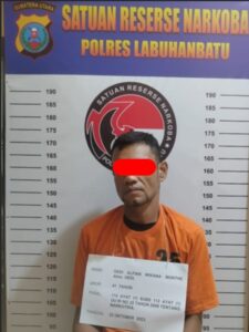 Miliki dan Simpan Sabu, Pria 41 Tahun Ditangkap di Teras Rumah