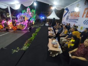 Polres Bojonegoro Gandeng Media Sampaikan Pesan Pemilu Damai Lewat Festival Patrol Oklik