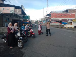 Polsek Bandar Strong Point Pagi Demi Kelancaran Lalu Lintas