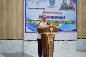 Bupati Erik Hadiri Pengukuhan Bunda Literasi Labuhanbatu