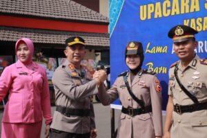 Sertijab Kasat Lantas Polres Jember, AKP Achmad Fahmi Gantikan AKP Arum Inambala