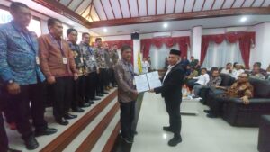 Abu Razak Resmi Lantik Pengurus Koni Lhokseumawe Periode 2023-2027