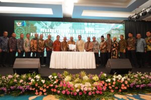 SUB-HOLDING PALMCO dan SUPPORTINGCO Resmi Terbentuk Kini Indonesia Memiliki Perusahaan Sawit Terbesar di Dunia dan Perusahaan Pengelola Aset Perkebunan Terbesar