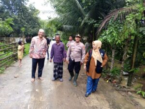 Kapolsek Samudera Pantau Banjir di Tiga Desa