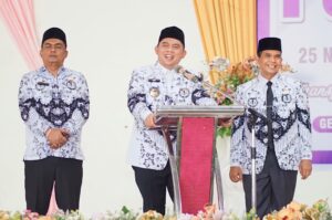 Rayakan Hari Guru, Bupati Labuhanbatu Berikan Kado Istimewa Untuk Guru di Kabupaten Labuhanbatu