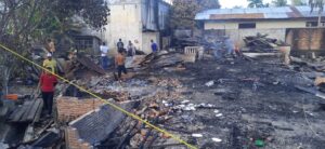 Si Jago Merah Melalap Delapan Unit Rumah Warga