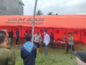 Kapolsek Muara Dua Tinjau Posko Pengungsian Paska Banjir