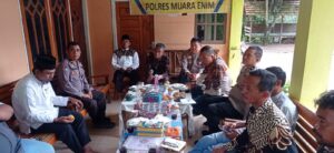 Polres Muara Enim Kembali Gelar Jumat Curhat Di Desa Saka Jaya