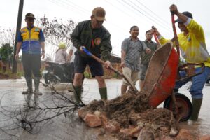 Bupati Pantau Lokasi Banjir