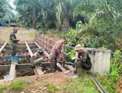 Satgas TMMD Reg ke-119 Dan Masyarakat Kebut Perehapan Jembatan Sasaran Dua