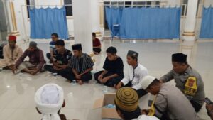 Mengurangi Tingkat Kenakalan Remaja, Polsek Ulee Lheue Banda Aceh Laksanakan Pembinaan Bertajuk “Siuroe Deungoen Teungku”