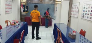 Cegah penyakit DBD, Polres Semarang Fooging lingkungan Mako Polres.