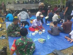 Babinsa Koramil 04/Peureulak, Hadiri Do’a Kenduri Arwah Sambut Bulan Suci Ramadhan 1445H.