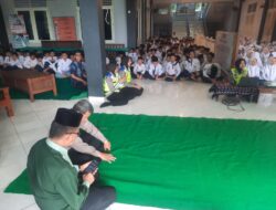 Glorifikasi Keselamatan Berlalu Lintas, Satlantas Polres Kendal Sasar Santri Pondok Pesantren