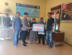 Bhabinkamtibmas Polsek Bendahara Monitoring dan Lakukan Pengamanan Penyaluran BLT-DD