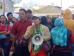 Kehadiran Jokowi Dimedan Disambut Aksi Demo Damai Masyarakat Pancur Batu, Mintak Jokowi Bantu Edi Suranta Gurusinga, Terduga Di Kriminalisasi Brimob Dan Kasat Reskrim Medan