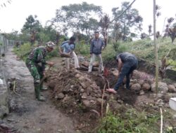 Babinsa; Galakan Jumat Bersih