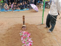 Viral  !! Warga Pulo Padang Labunanbatu,Memohon Keadilan Dengan Menguburkan Diri nya