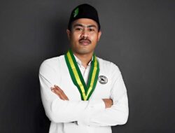 SEKJEND PB SEMMI DESAK MENTERI BUMN COPOT DIREKTUR UTAMA PT. KIMIA FARMA TBK