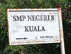 Kepala Sekolah SMP Negeri 8,Irmayani Diduga Potong Gaji Guru Honor.