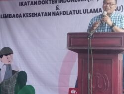 Puluhan Anak Ikuti Khitan Massal yang digelar di Desa Tanjung Morawa A. Kabupaten Deli Serdang.