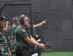 Pangdam IM Bersama Pejabat Pati Kodam IM Laksanakan Latihan Menembak Pistol Eksekutif di Kesatria Sanggamara Shooting Range
