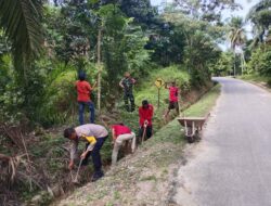 Sinergitas TNI-POLRI Ajak Masyarakat Gotong Royong