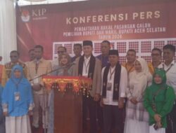 H.mirwan dan Baital mukadis resmi mendaftar kekantor KIP Aceh Selatan