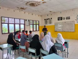 Tanamkan Rasa Cinta Tanah Air, Babinsa Berikan Materi Wasbang Kepada Siswa Siswi