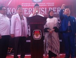 Deklarasi Al Shinta Di KPU Muara Enim Berlangsung Dengan Tertib