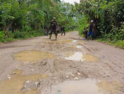 Kerusakan Parah Jalan Lintas Kecamatan di Aceh Utara, SAPA Tuntut Tanggung Jawab Perusahaan dan Tindakan Cepat Pemerintah.