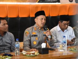 Kapolres Bireuen Gelar Jum’at Curhat, Ajak Masyarakat Jaga Situasi Keamanan Jelang Pilkada 2024