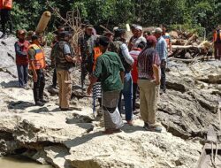 Tanggapi Keluhan Masyarakat Ujung pelosok Negeri Aceh Timur Pj. Amrullah Mengunjungi Kecamatan Simpang Jernih 