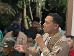 Dek Fad Calon Wakil Gubernur Kesayangan Rakyat Aceh Saweu Gampong