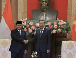 Pererat Hubungan Bilateral Menhan Prabowo Temui Presiden Vietnam