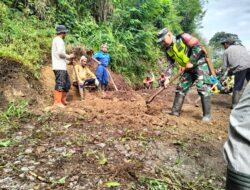 Babinsa Koramil 08/Silih Nara,Ajak Warga Kampung Giat Bergotong royong 