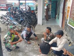 Melalui Komsos, Babinsa Ajak Warga Jaga Kondusivitas Wilayah