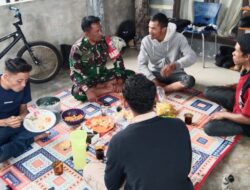 Jalin Komunikasi, Babinsa 02/WPS Anjangsana Ke Rumah Warga