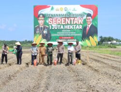 Kapolres Langsa Pimpin Penanaman Jagung Serentak di Desa Merandeh