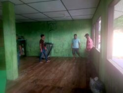 Gotong Royong Sambut Ramadhan, Warga Desa Gunung Sayang Bersihkan Menasah