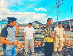 Anggota Komisi 1 DPRA Ir. Iskandar Kunjungi Korban Kebakaran di Kampung Aie