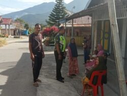 Babinsa Koramil 02/Wps, Rutin Pantau Wilayah Binaan