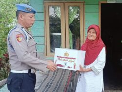 Personel Polsek Wih Pesam Gelar Aksi Berbagi dan Jumat Bersih di Bulan Suci Ramadhan