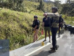 Respons Sigap Satgas Damai Cartenz: Evakuasi Korban dan Pengejaran Pelaku Penembakan
