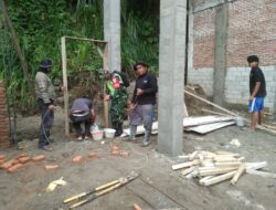 Babinsa: Komsos Dengan Pekerja Bangunan