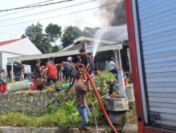 Kebakaran Empat Rumah di Desa Mufakat Jadi, Kecamatan Bukit